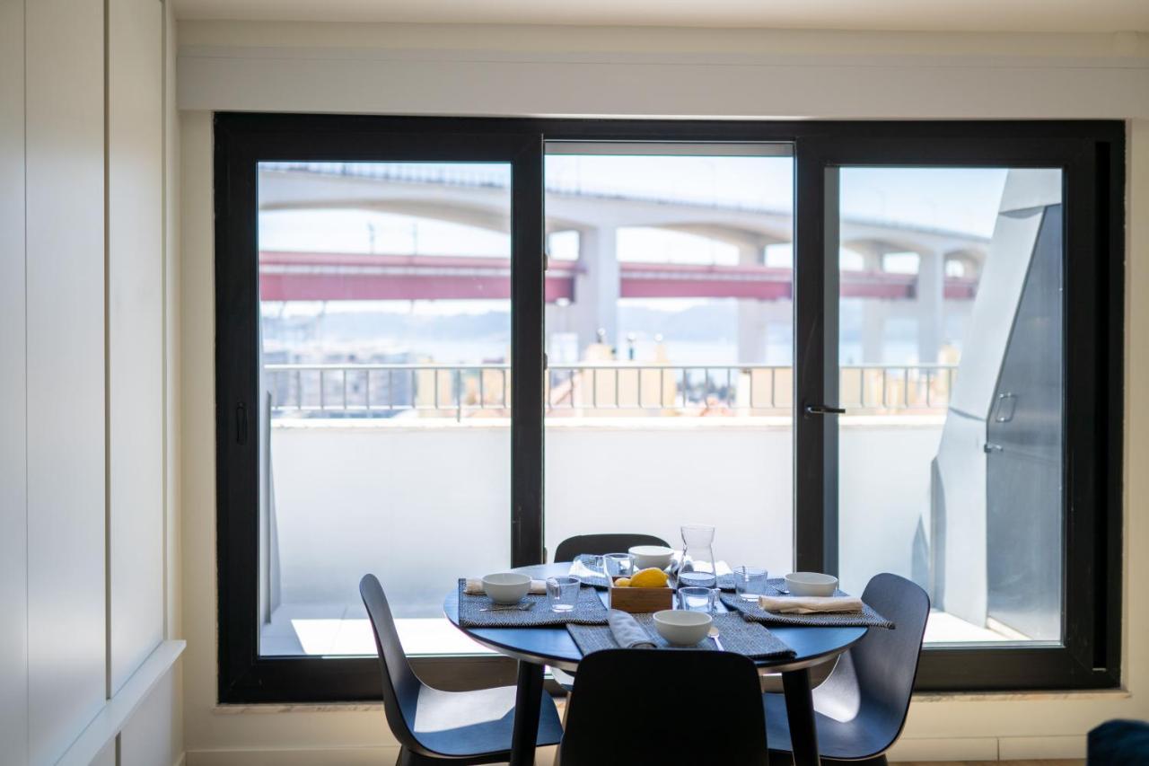 Lusiadas 53 5 D - Beautiful River View Apartament *